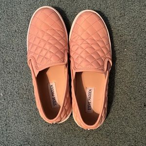 NWOT Steve Madden Shoes